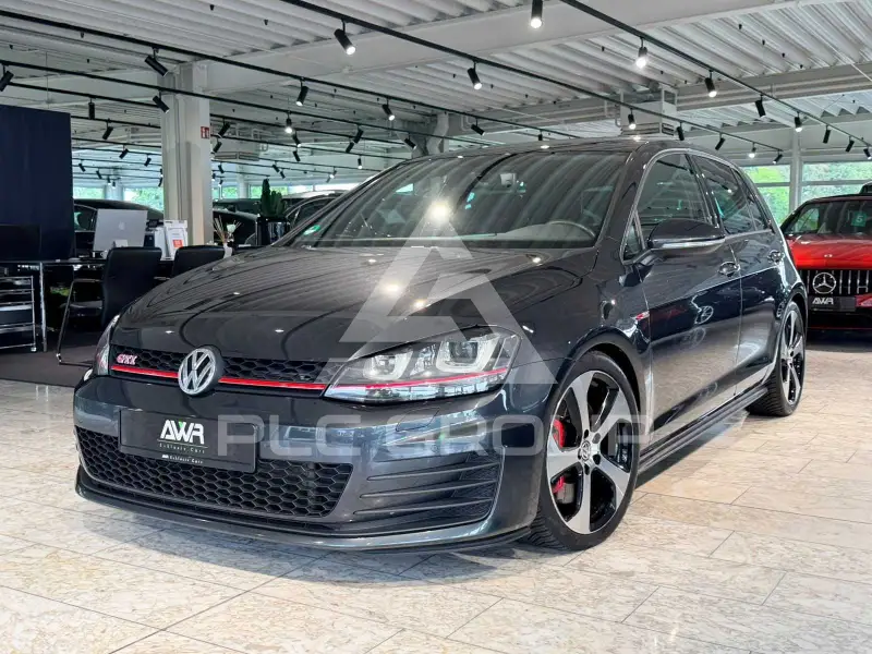2015 Volkswagen GOLF