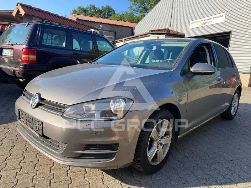 2015 Volkswagen GOLF