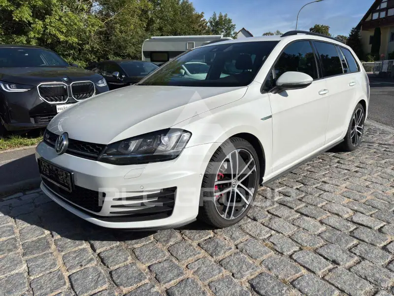 2015 Volkswagen GOLF