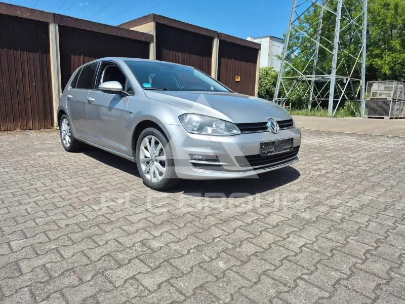 2015 Volkswagen GOLF