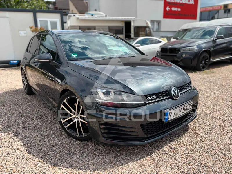 2015 Volkswagen GOLF