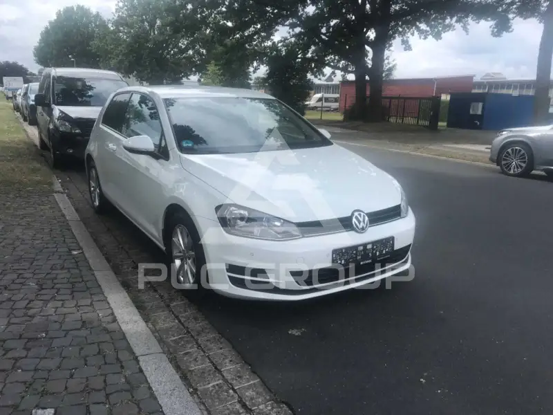 2015 Volkswagen GOLF