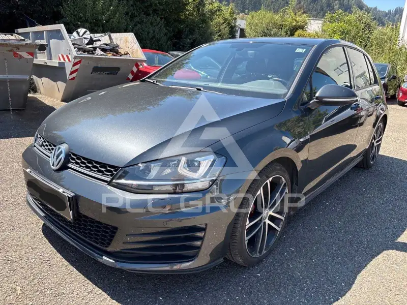 2015 Volkswagen GOLF