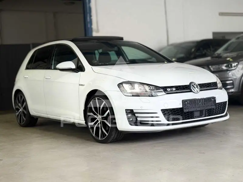 2015 Volkswagen GOLF