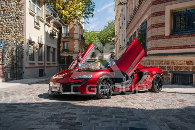 2015 McLaren 650S