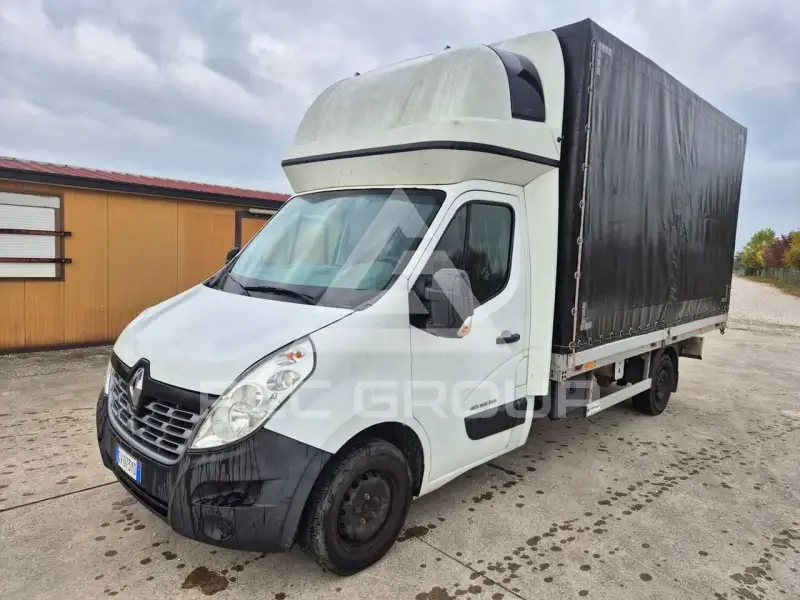 2015 Renault Master