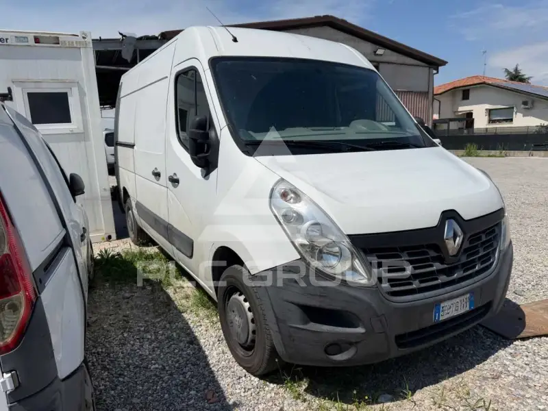 2015 Renault Master