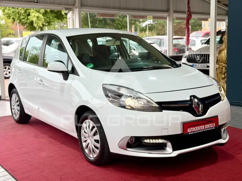 2015 Renault Scenic