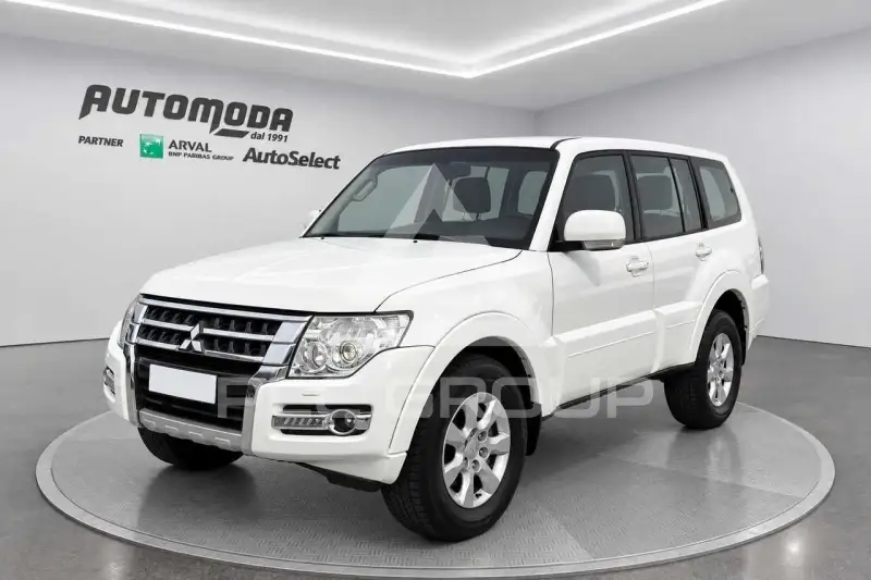 2016 Mitsubishi PAJARO
