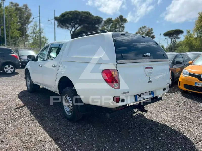 2016 Mitsubishi L200