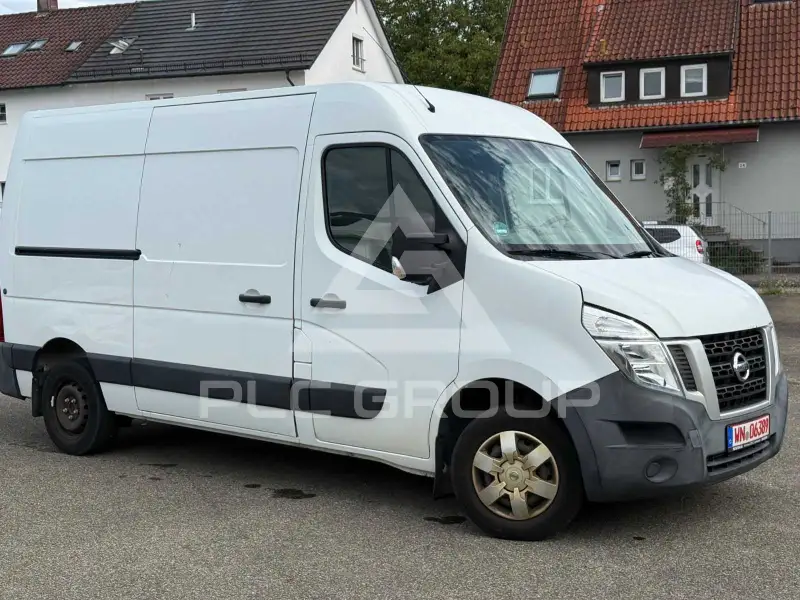 2016 Nissan NV 400