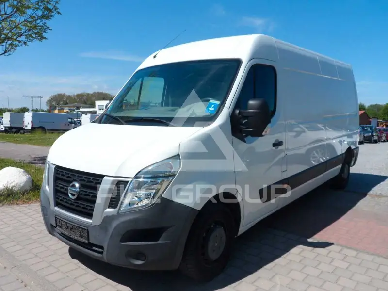 2016 Nissan NV 400
