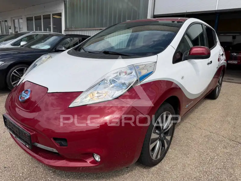2016 Nissan LEAF