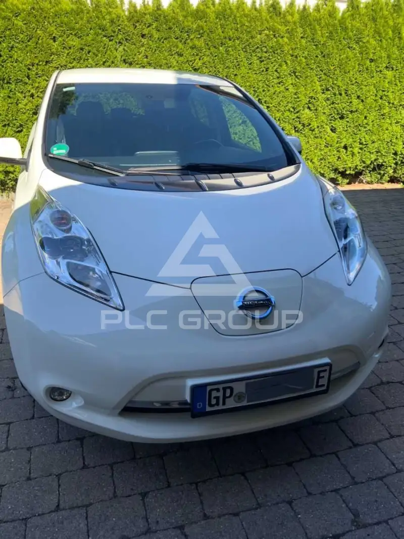 2016 Nissan LEAF