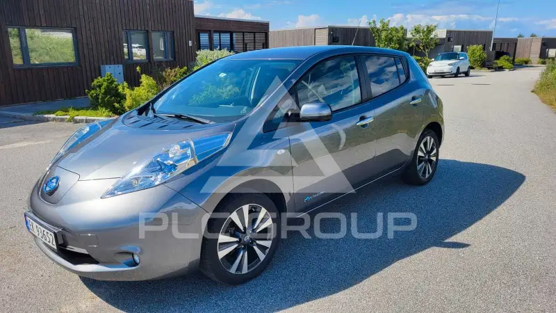2016 Nissan LEAF