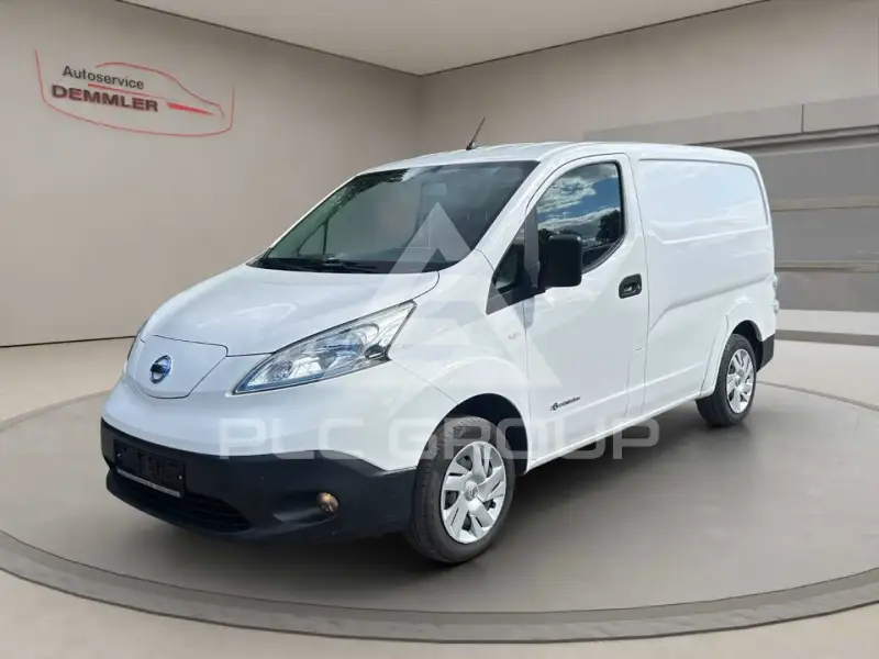 2016 Nissan NV 200
