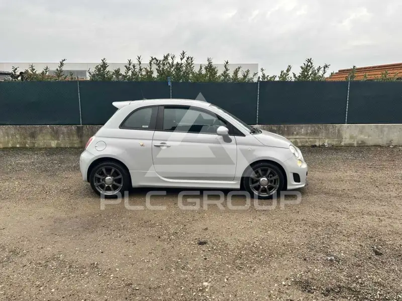 2016 Abarth 595