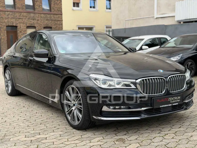2016 BMW 740