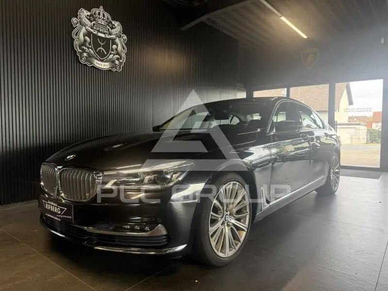 2016 BMW 740