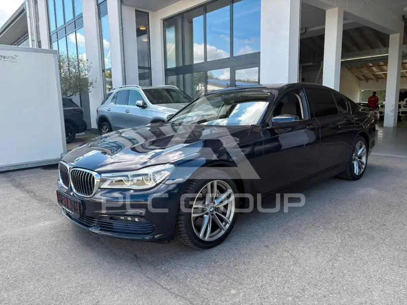2016 BMW 740