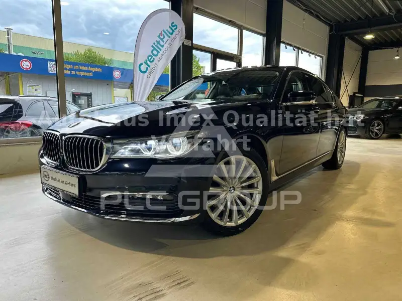 2016 BMW 740