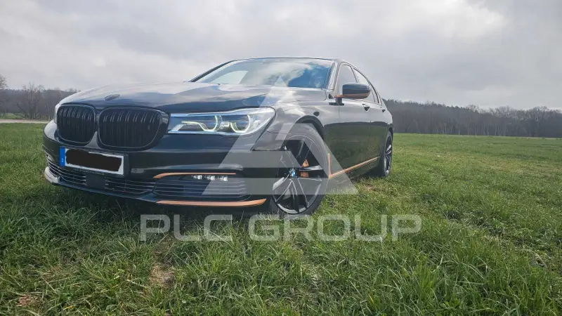 2016 BMW 750