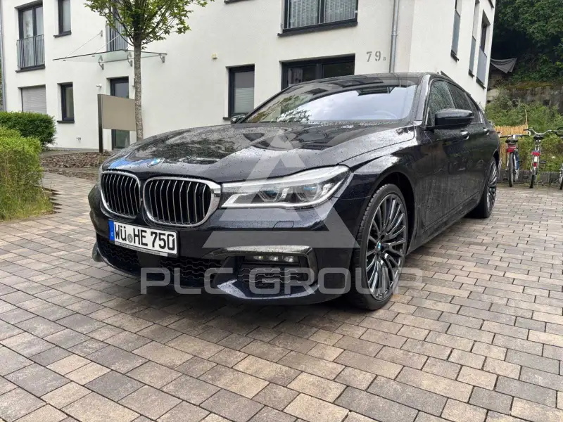 2016 BMW 750