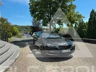 2016 BMW 750