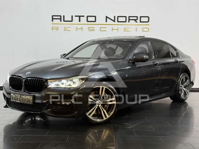 2016 BMW 750
