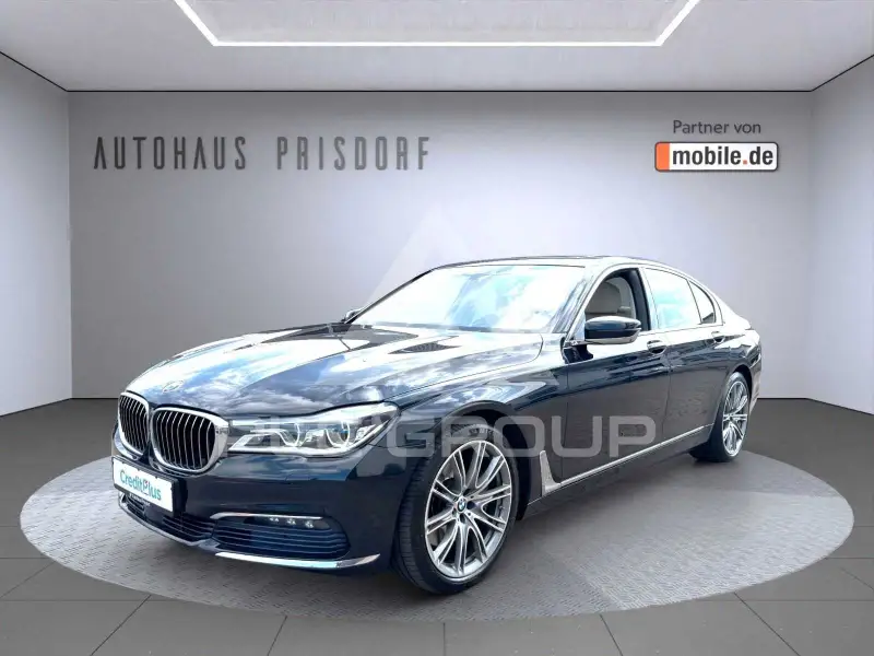 2016 BMW 750
