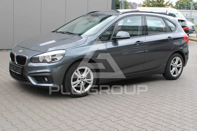 2016 BMW 220