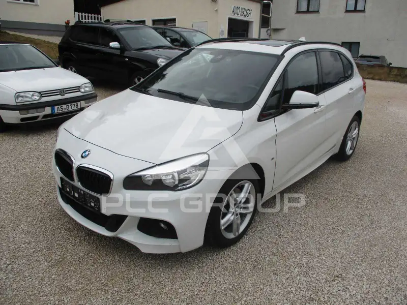2016 BMW 220