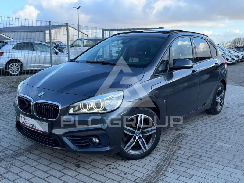 2016 BMW 225