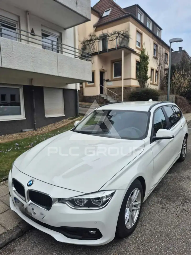 2016 BMW 320