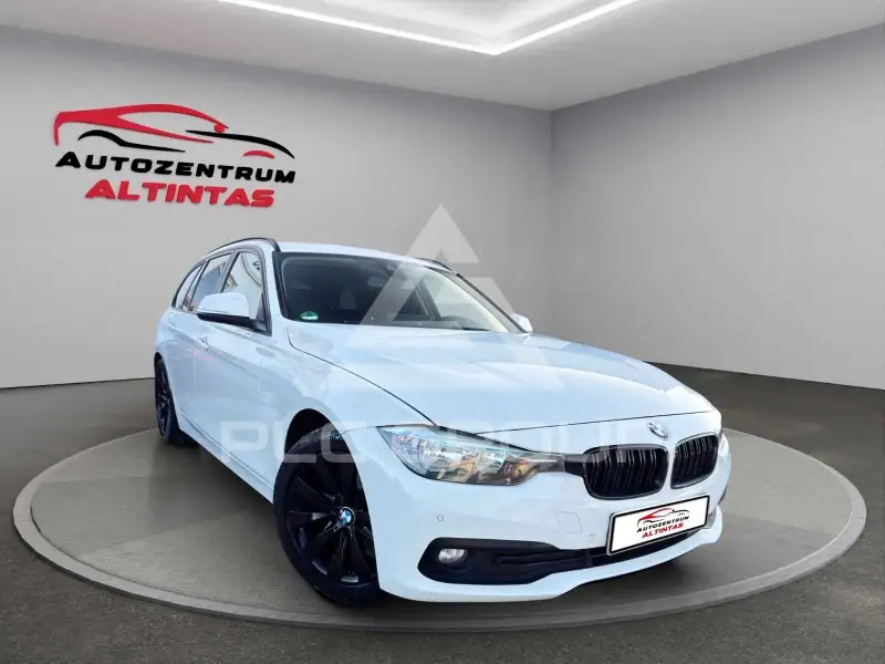 2016 BMW 320