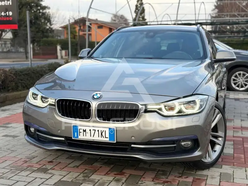 2016 BMW 320