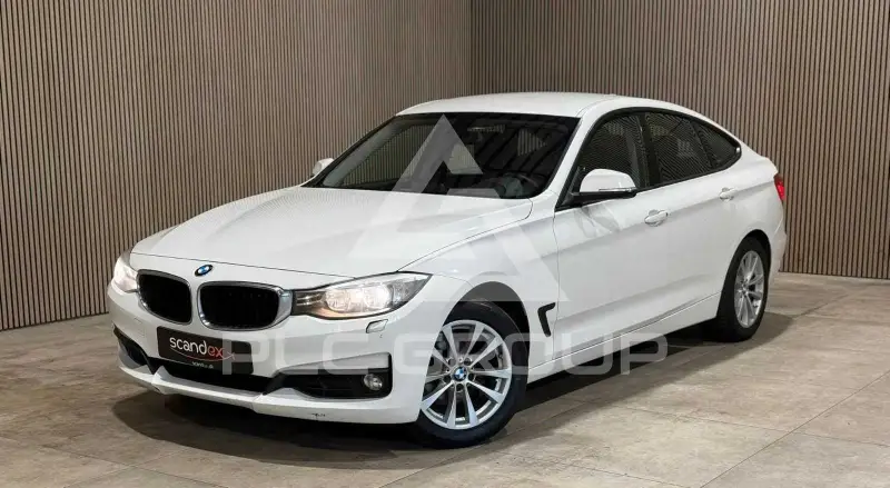 2016 BMW 320