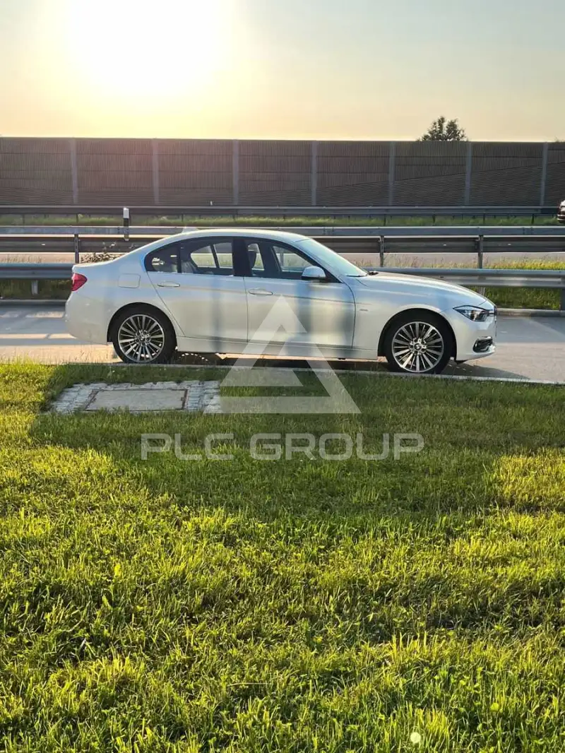 2016 BMW 320