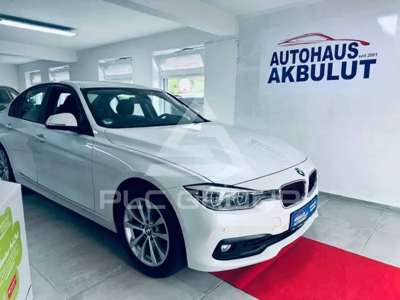 2016 BMW 330