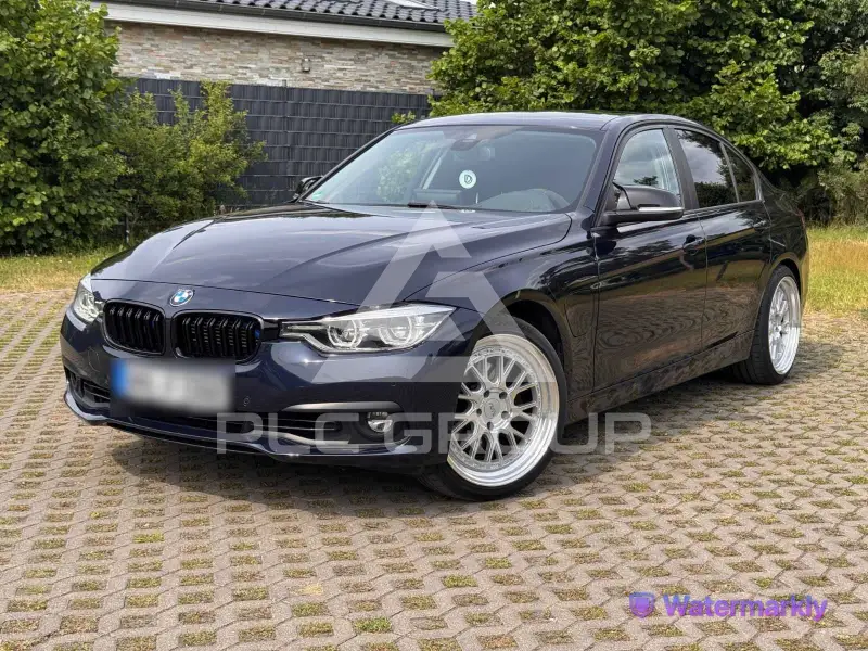 2016 BMW 330