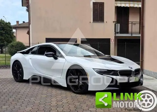 2016 BMW I8