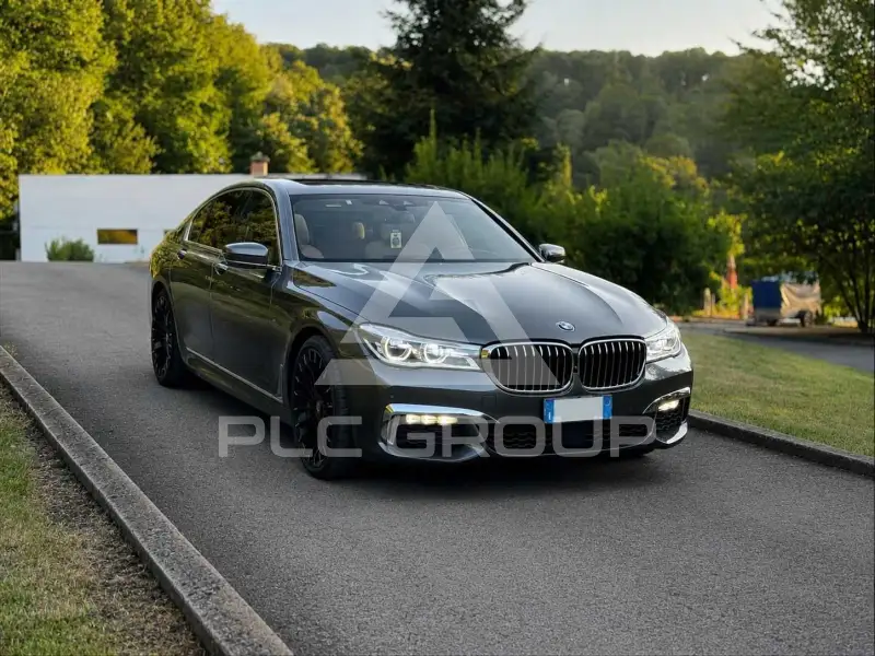 2016 BMW 730
