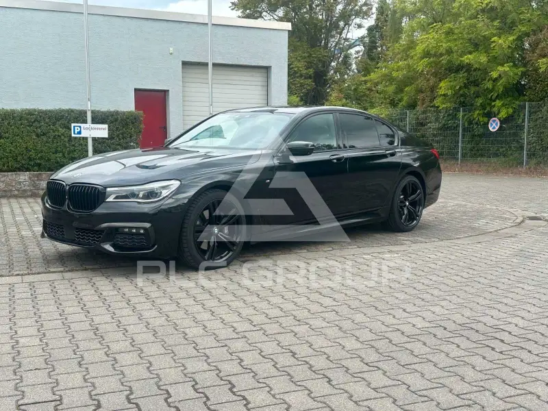 2016 BMW 730