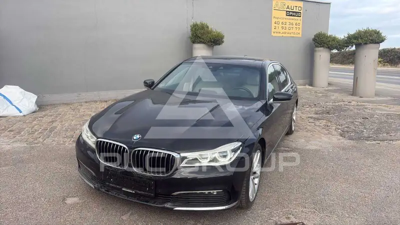 2016 BMW 730