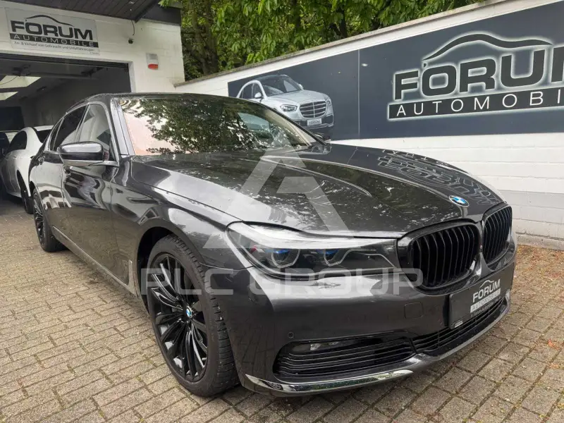 2016 BMW 730