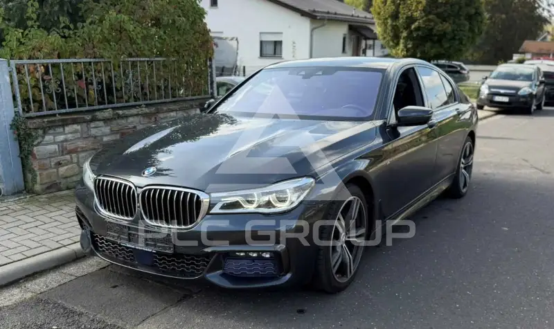 2016 BMW 730