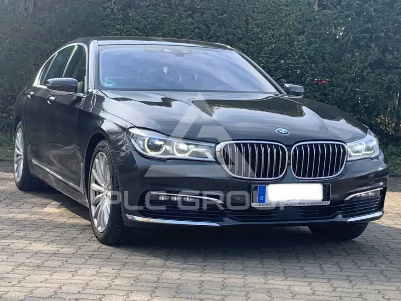 2016 BMW 730