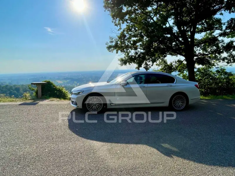 2016 BMW 730