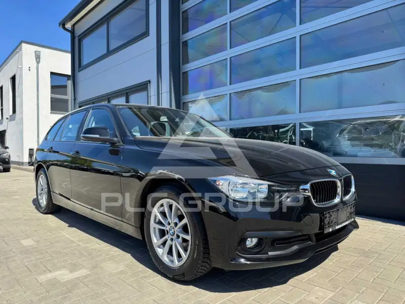 2016 BMW 318