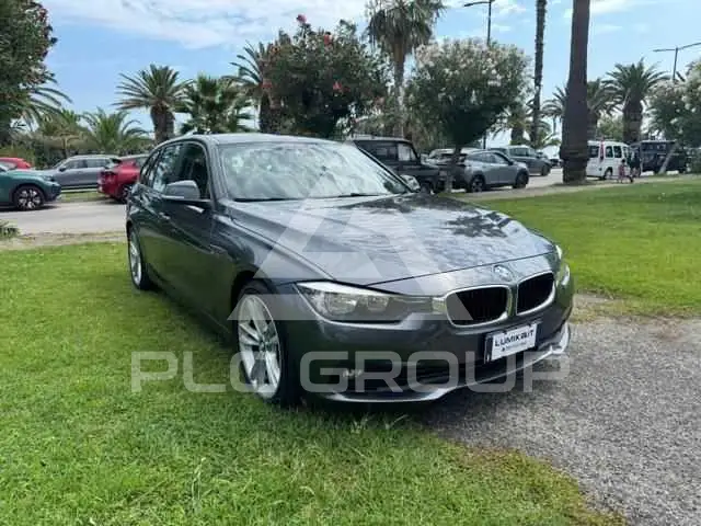 2013 BMW 318